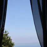 Puolo - With Private Sea Access 4* Σορέντο