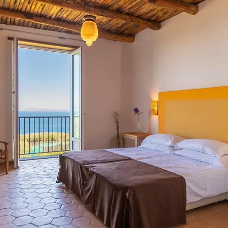 Puolo - With Private Sea Access 4* 索伦托