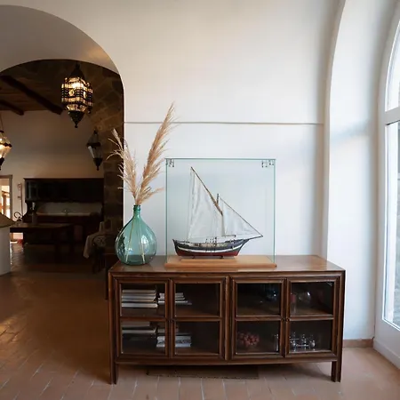 Puolo - With Private Sea Access Bed and Breakfast 3*