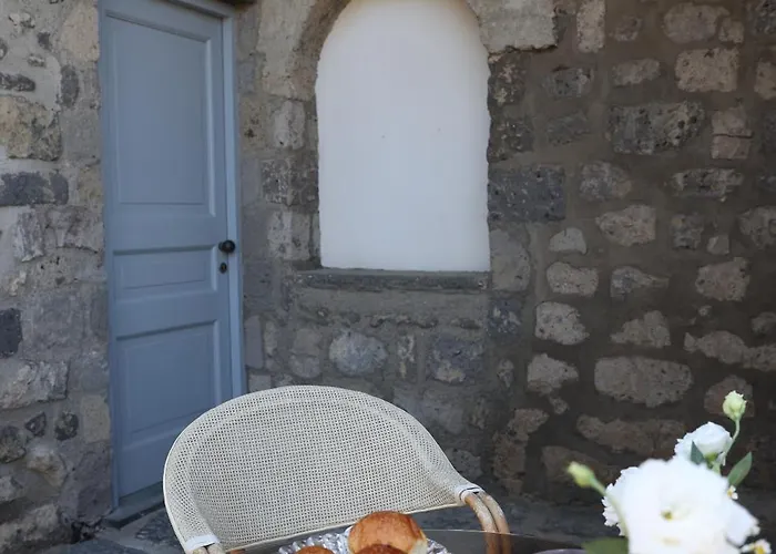 Puolo - With Private Sea Access Bed and Breakfast 3*