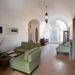 Puolo – With Private Sea Access Bed & Breakfast