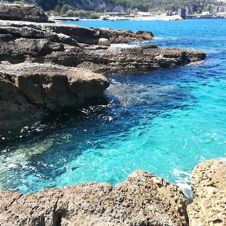 Puolo - With Private Sea Access 索伦托