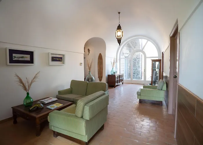 Puolo - With Private Sea Access Bed & Breakfast